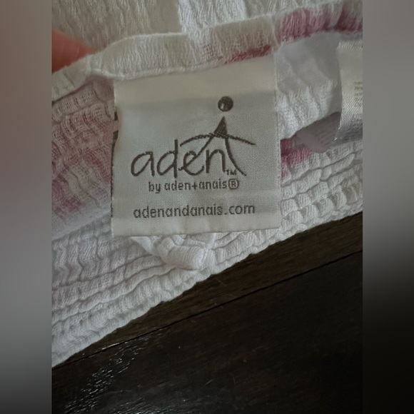 Aden & Anais Blankets - Picture 2 of 3